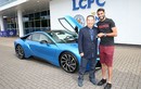 Ông chủ Leicester City sắm 19 siêu xe BMW i8 tặng cầu thủ